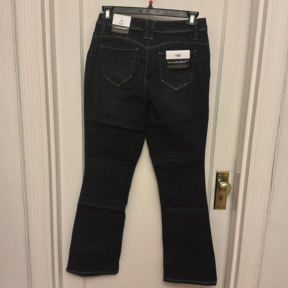 NWT YMI mid rise bootcut jeans. - Picture 4 of 6